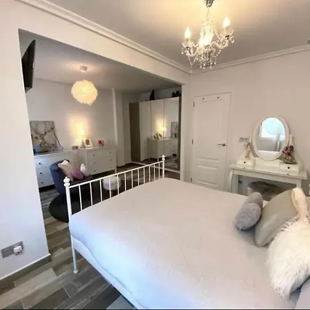 Villa Amazing Vila El Campello *
